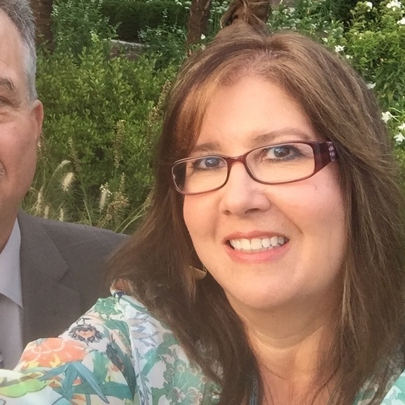 Meet your Posher, Judi - Picture 1 of 2